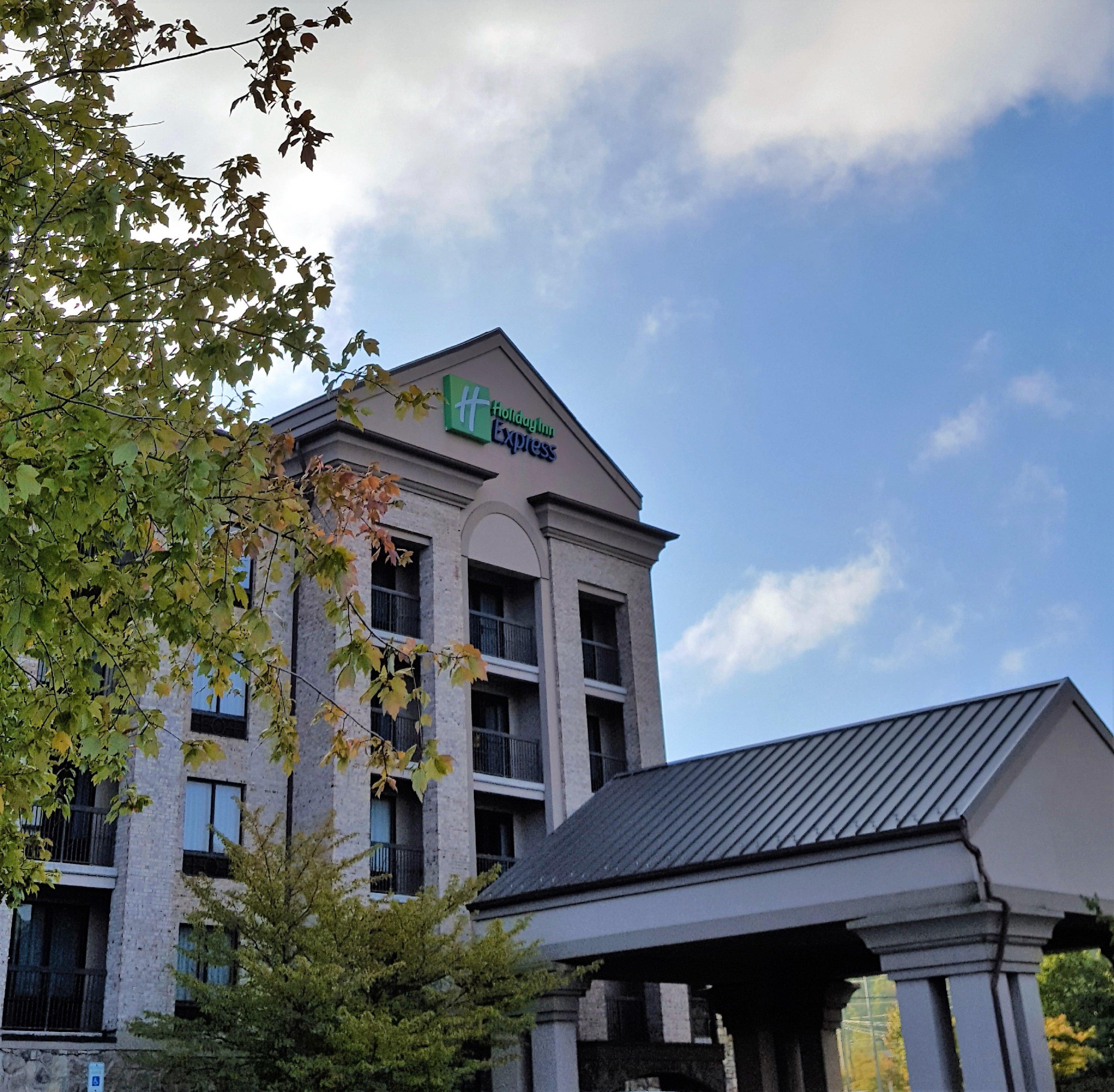 Holiday Inn Express Boone By Ihg Экстерьер фото